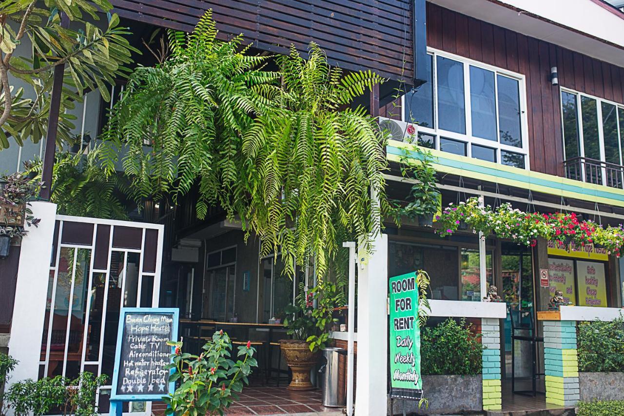 Baan Chiang Maan Hotell Chiang Mai Exteriör bild